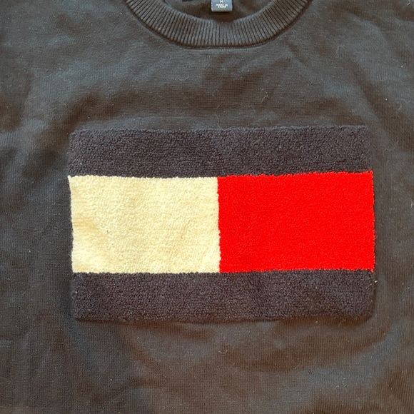 Tommy Hilfiger Men's Navy Sweater with Red and White Logo - Picture 3 of 6